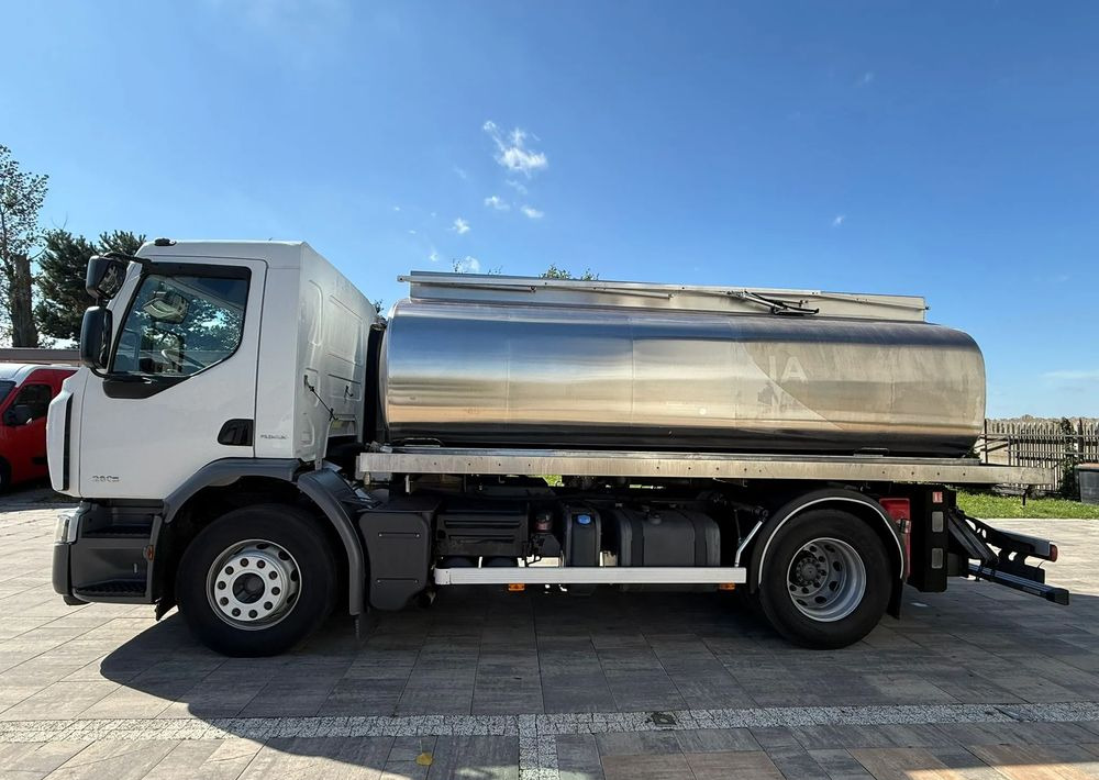 Renault Premium 280 DXI - شاحنة صهريج: صور 5 Renault Premium 280 DXI - شاحنة صهريج: صور 5