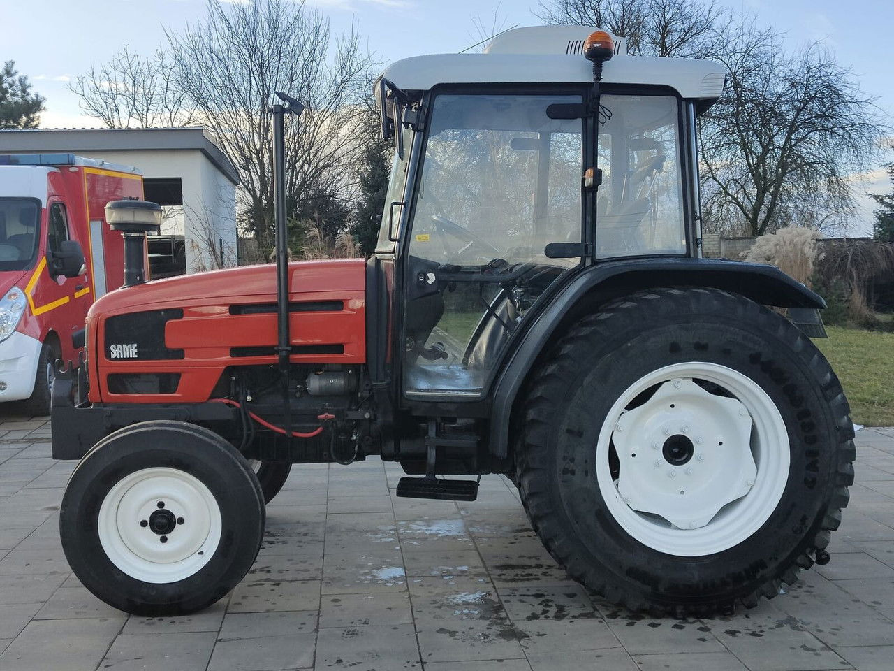 Same Dorado 70 Ciągnik Traktor Klimatyzacja Godny Uwagi - جرار: صور 5 Same Dorado 70 Ciągnik Traktor Klimatyzacja Godny Uwagi - جرار: صور 5