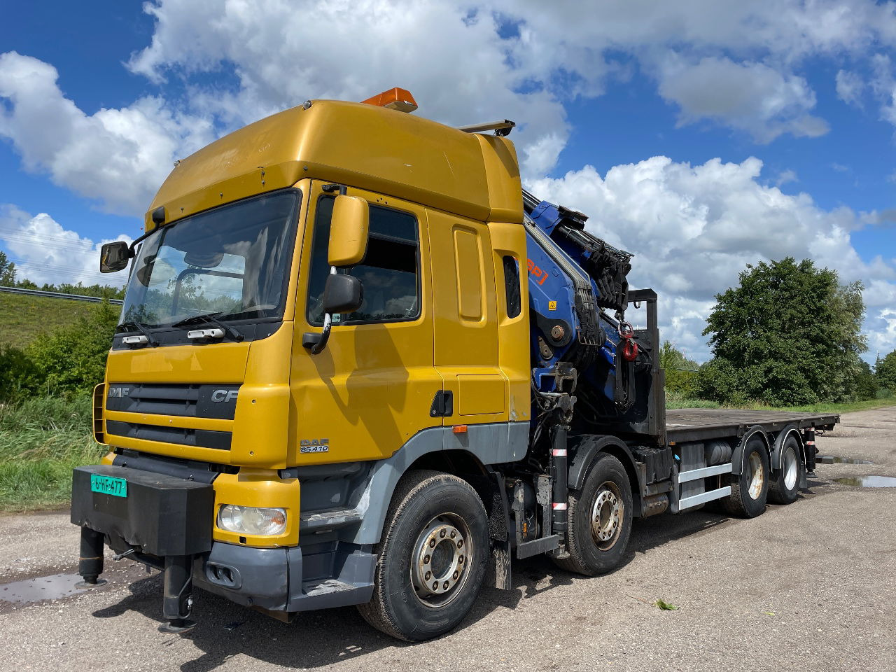 DAF CF 85.410 PM 80 crane laadkraan met jib en frontstempels - شاحنة كرين: صور 3 DAF CF 85.410 PM 80 crane laadkraan met jib en frontstempels - شاحنة كرين: صور 3