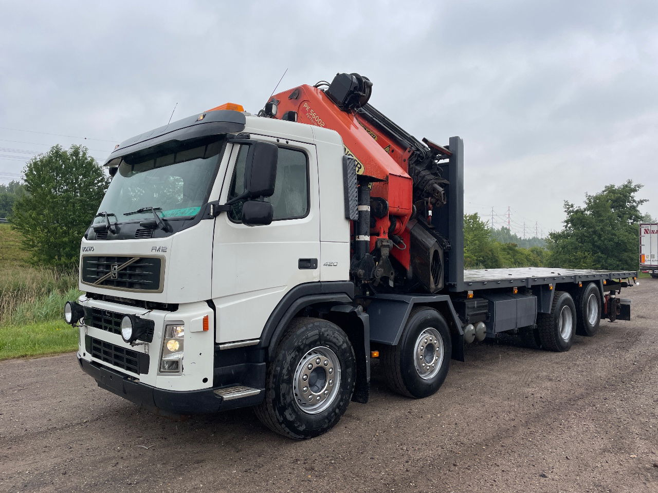 Volvo FM 12.420 with palfinger PK56002 with jib and winch, excellent condition - شاحنة كرين: صور 3 Volvo FM 12.420 with palfinger PK56002 with jib and winch, excellent condition - شاحنة كرين: صور 3