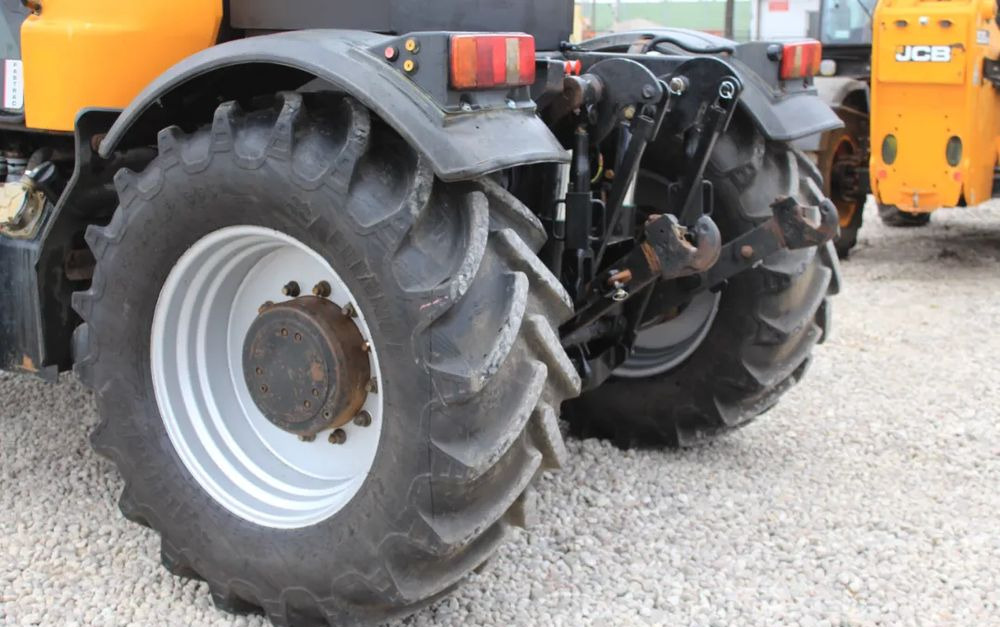 JCB FASTRAC 3200 | MANUAL | 200KM - جرار: صور 4 JCB FASTRAC 3200 | MANUAL | 200KM - جرار: صور 4