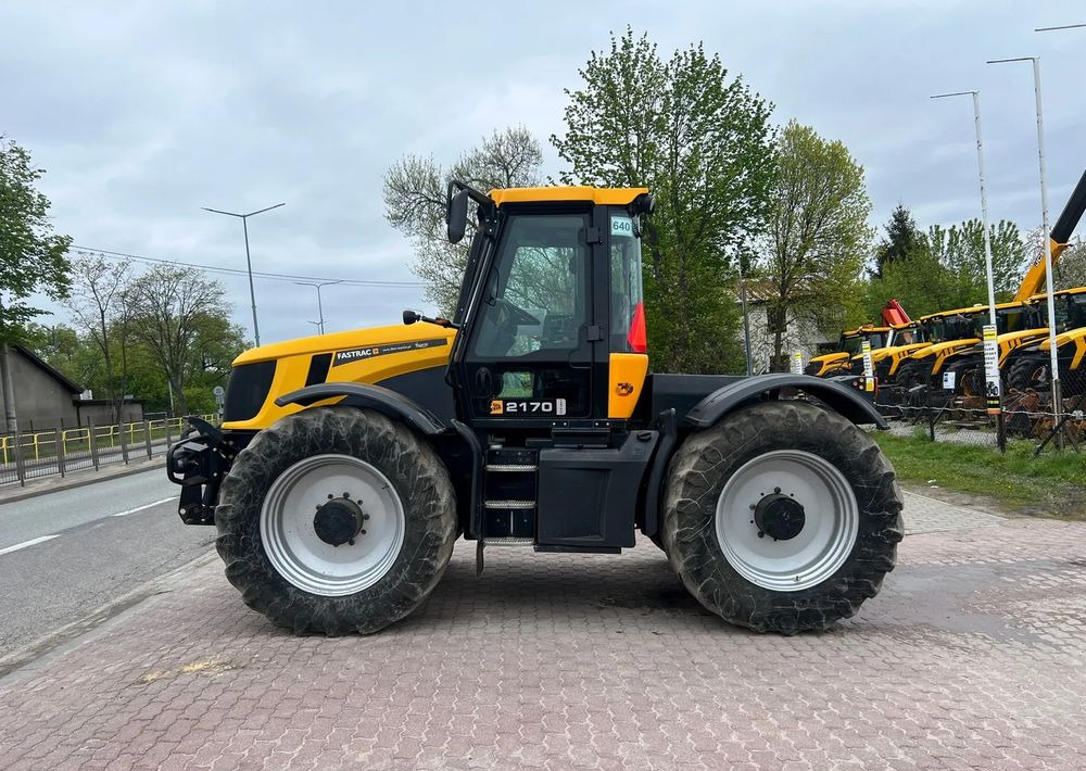 JCB Fastrac 2170 | 2008 Rok | 170 Km | 4WS - جرار: صور 2 JCB Fastrac 2170 | 2008 Rok | 170 Km | 4WS - جرار: صور 2