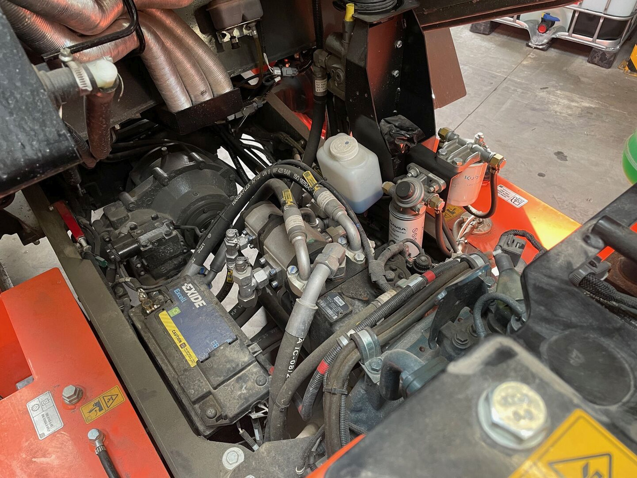 تأجير Ausa C 351 H X4 Ausa C 351 H X4: صور 10 تأجير Ausa C 351 H X4 Ausa C 351 H X4: صور 10