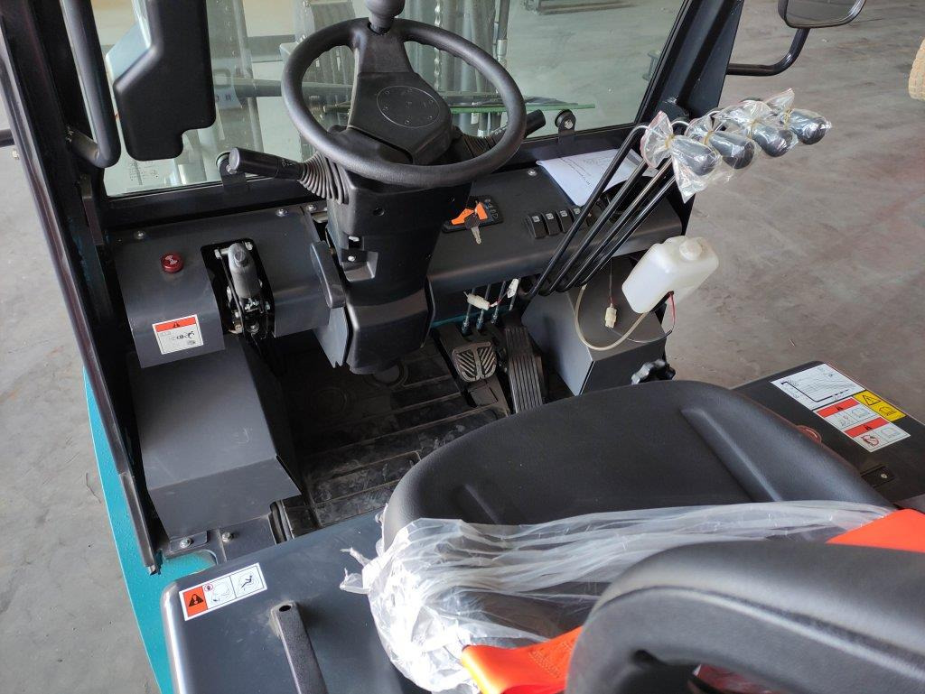 Baoli KBE35 - رافعة شوكية كهربائية: صور 5 Baoli KBE35 - رافعة شوكية كهربائية: صور 5