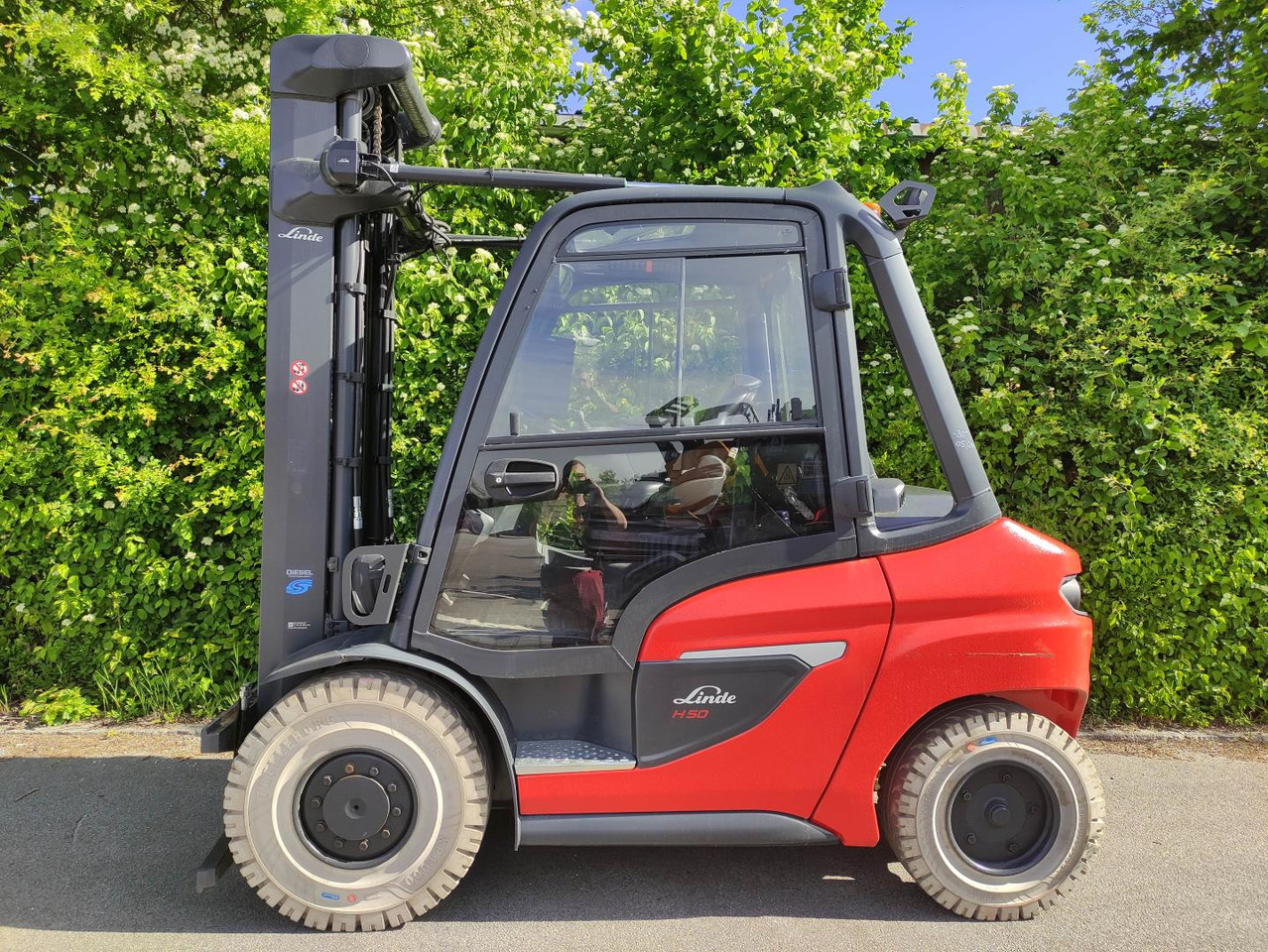 Linde H50D-1204 - رافعة شوكية ديزل: صور 1 Linde H50D-1204 - رافعة شوكية ديزل: صور 1