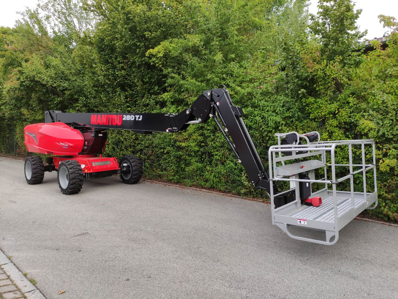 Manitou 280 TJ ST5 S1 - رافعات سلة مفصلية: صور 3 Manitou 280 TJ ST5 S1 - رافعات سلة مفصلية: صور 3
