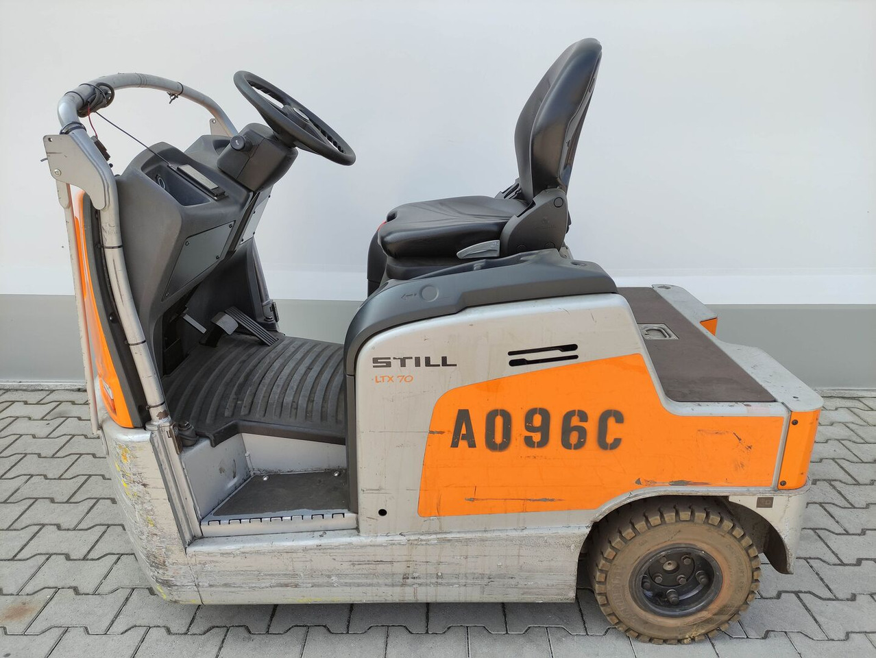 Still LTX-70 - جرار السحب الكهربائي: صور 1 Still LTX-70 - جرار السحب الكهربائي: صور 1