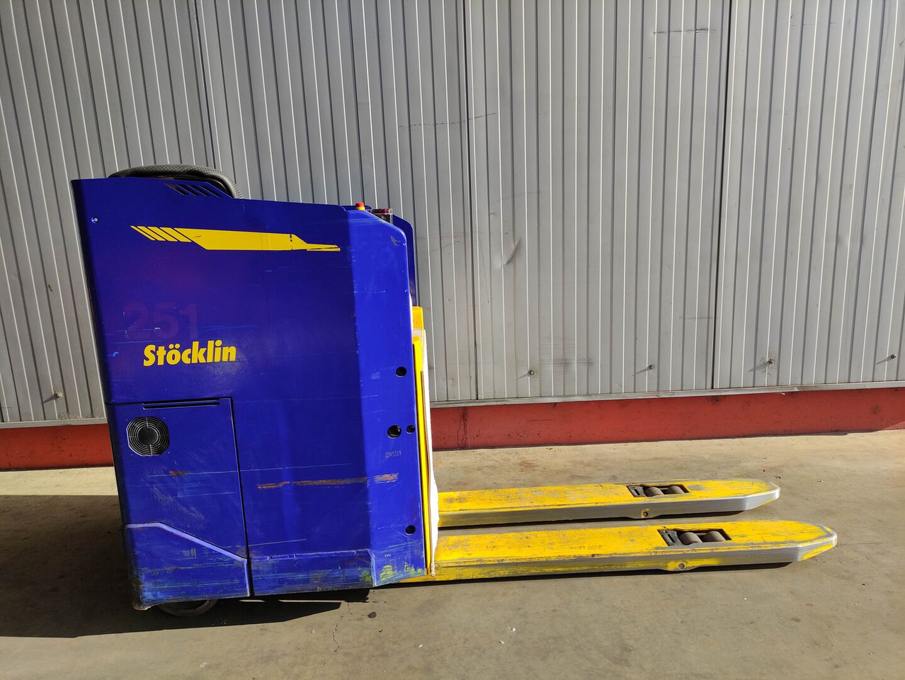 Stöcklin EFP30XXL - معدات الرفع منخفض المستوى: صور 2 Stöcklin EFP30XXL - معدات الرفع منخفض المستوى: صور 2