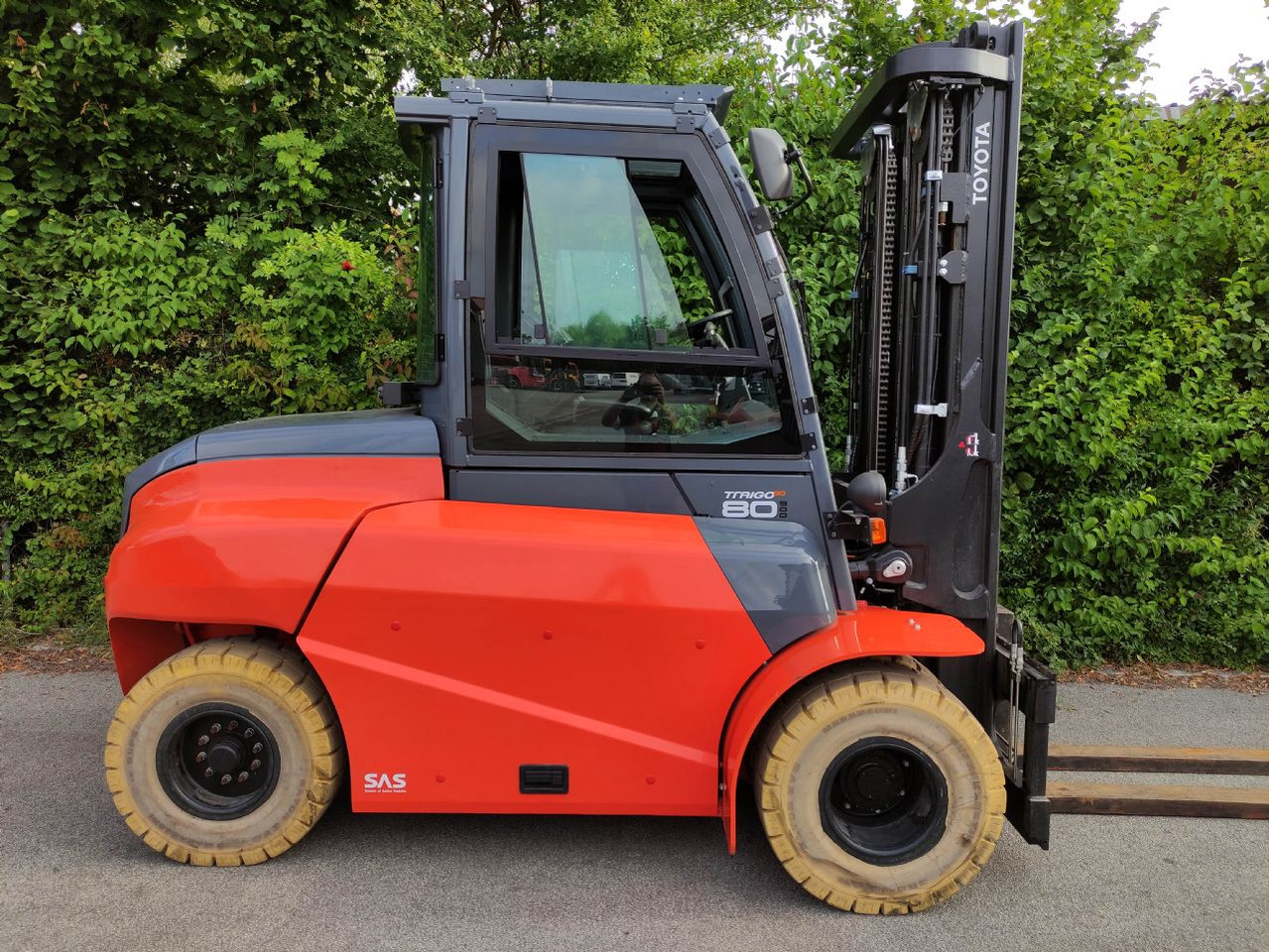 Toyota 9FBH80T900 - رافعة شوكية كهربائية: صور 2 Toyota 9FBH80T900 - رافعة شوكية كهربائية: صور 2