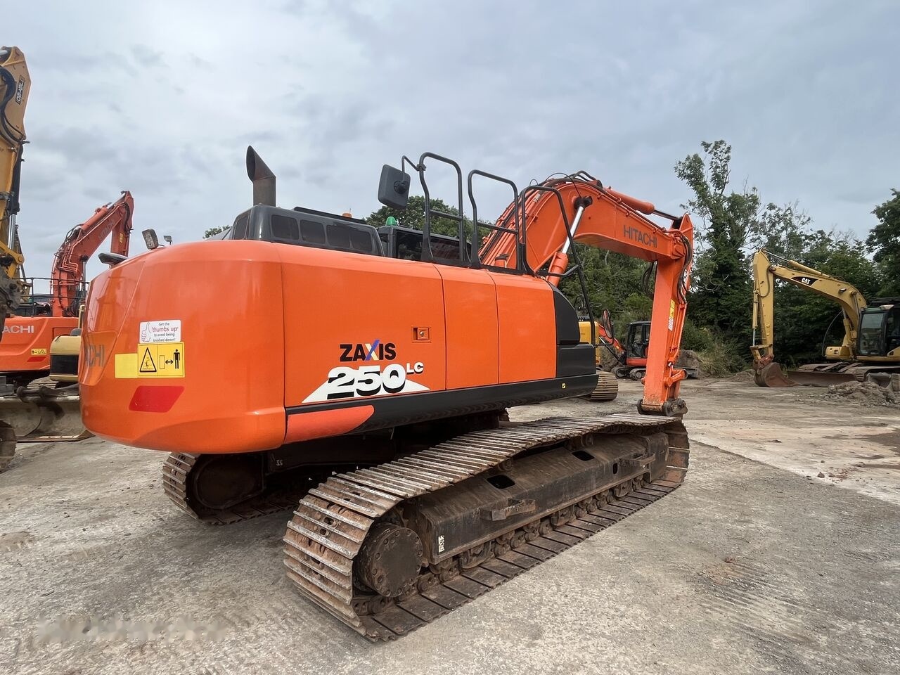 Hitachi ZX250LC-6 - حفارات زحافة: صور 3 Hitachi ZX250LC-6 - حفارات زحافة: صور 3