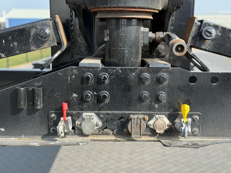 D-Tec CTD-41-03D TIPPER, CONTAINER, STEERING, LIFT AXLE. - شاحنات الحاويات/ جسم علوي قابل للتغيير نصف مقطورة: صور 5 D-Tec CTD-41-03D TIPPER, CONTAINER, STEERING, LIFT AXLE. - شاحنات الحاويات/ جسم علوي قابل للتغيير نصف مقطورة: صور 5