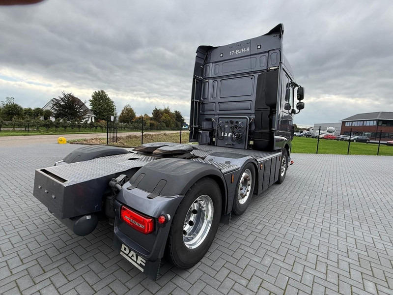 DAF XF 510 FTG HANDGESCHAKELD, COMPLEET, KIEPCHASSIS, 30FT CONTAINER. - شاحنة جرار: صور 5 DAF XF 510 FTG HANDGESCHAKELD, COMPLEET, KIEPCHASSIS, 30FT CONTAINER. - شاحنة جرار: صور 5