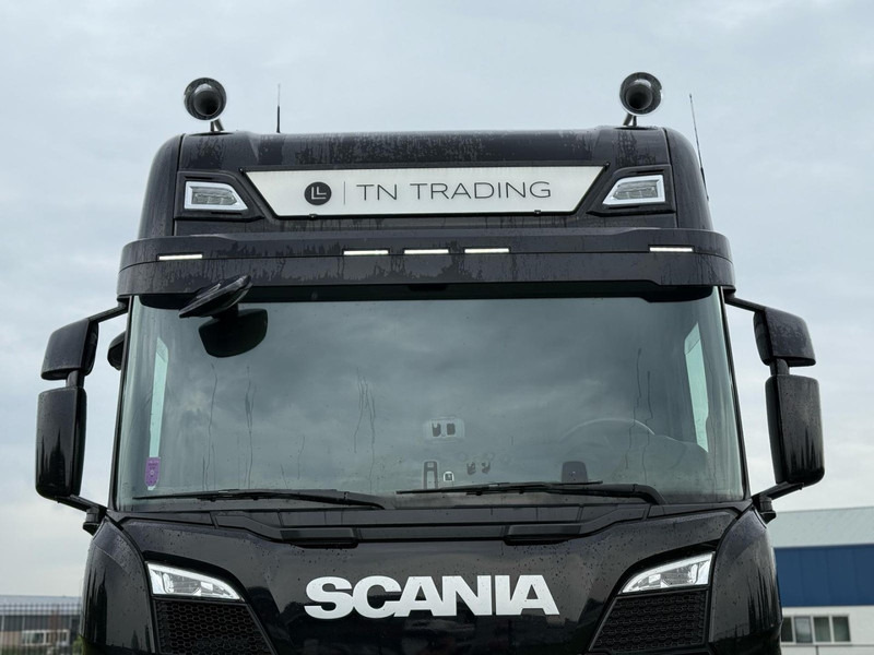 Scania 500S NGS VOLLUCHT, COMPRESSOR, LEER, VOL SPOILER. - شاحنة جرار: صور 5 Scania 500S NGS VOLLUCHT, COMPRESSOR, LEER, VOL SPOILER. - شاحنة جرار: صور 5