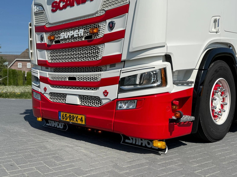 Scania R 650 FULL AIR, RETARDER, LEATHER, SHOW, INTERIOR. - شاحنة جرار: صور 3 Scania R 650 FULL AIR, RETARDER, LEATHER, SHOW, INTERIOR. - شاحنة جرار: صور 3