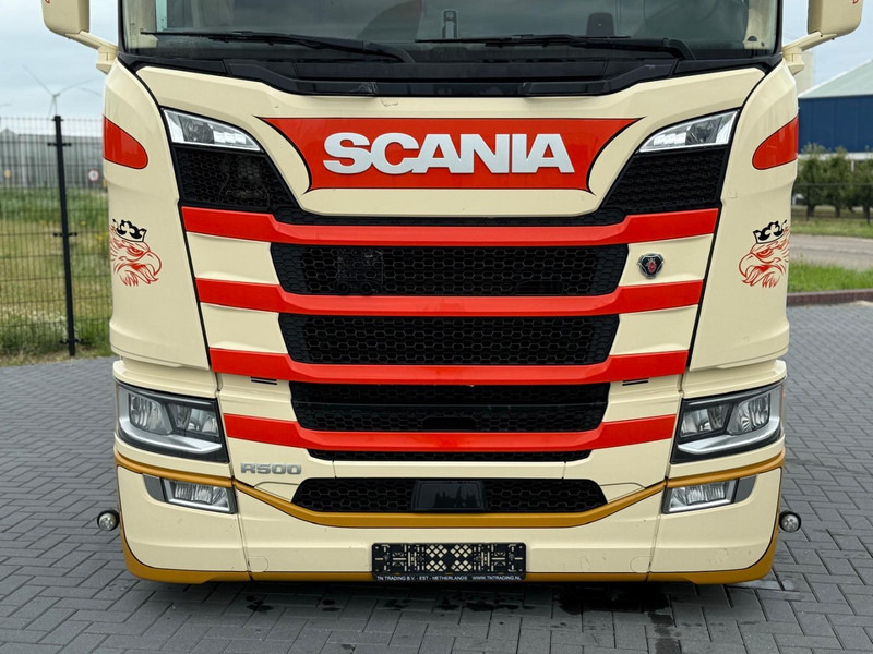 Scania R500 2.95 WB, VOLLUCHT, PTO VOORBEREID, LEER, INTERIEUR. - شاحنة جرار: صور 3 Scania R500 2.95 WB, VOLLUCHT, PTO VOORBEREID, LEER, INTERIEUR. - شاحنة جرار: صور 3