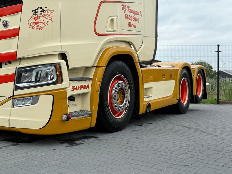 Scania R500 2.95 WB, VOLLUCHT, PTO VOORBEREID, LEER, INTERIEUR. - شاحنة جرار: صور 5 Scania R500 2.95 WB, VOLLUCHT, PTO VOORBEREID, LEER, INTERIEUR. - شاحنة جرار: صور 5