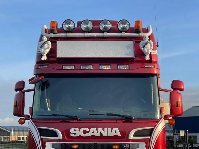 Scania R520 6X2/4, VOLLUCHT, SHOWTRUCK, LEER, RETARDER. - شاحنة جرار: صور 3 Scania R520 6X2/4, VOLLUCHT, SHOWTRUCK, LEER, RETARDER. - شاحنة جرار: صور 3