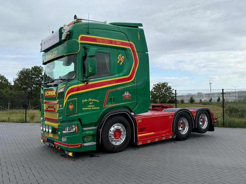Scania R650 V8 SHOWTRUCK, VOLLUCHT, RETARDER, AUDIO, HYDRAULIEK, COMPLEET VOL. - شاحنة جرار: صور 5 Scania R650 V8 SHOWTRUCK, VOLLUCHT, RETARDER, AUDIO, HYDRAULIEK, COMPLEET VOL. - شاحنة جرار: صور 5