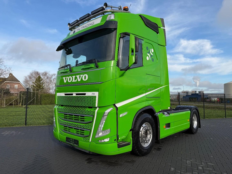 Volvo FH 13.460 VOLLUCHT, PTO/HYDRAULIEK, ALCOAS, VOLSPOILER, LED. - شاحنة جرار: صور 4 Volvo FH 13.460 VOLLUCHT, PTO/HYDRAULIEK, ALCOAS, VOLSPOILER, LED. - شاحنة جرار: صور 4