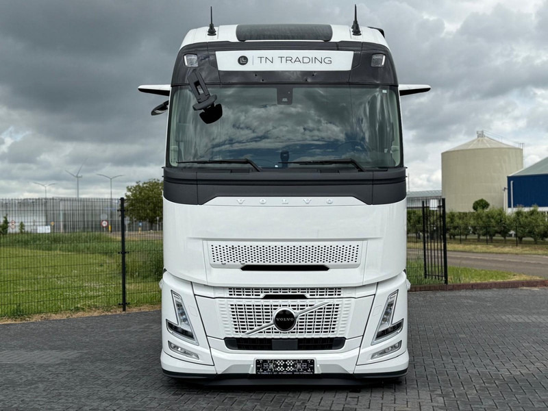 Volvo FH 13.460XL NEW, FULL AIR, ALCOA, HYDRAULIC, XL, FULL. - شاحنة جرار: صور 3 Volvo FH 13.460XL NEW, FULL AIR, ALCOA, HYDRAULIC, XL, FULL. - شاحنة جرار: صور 3