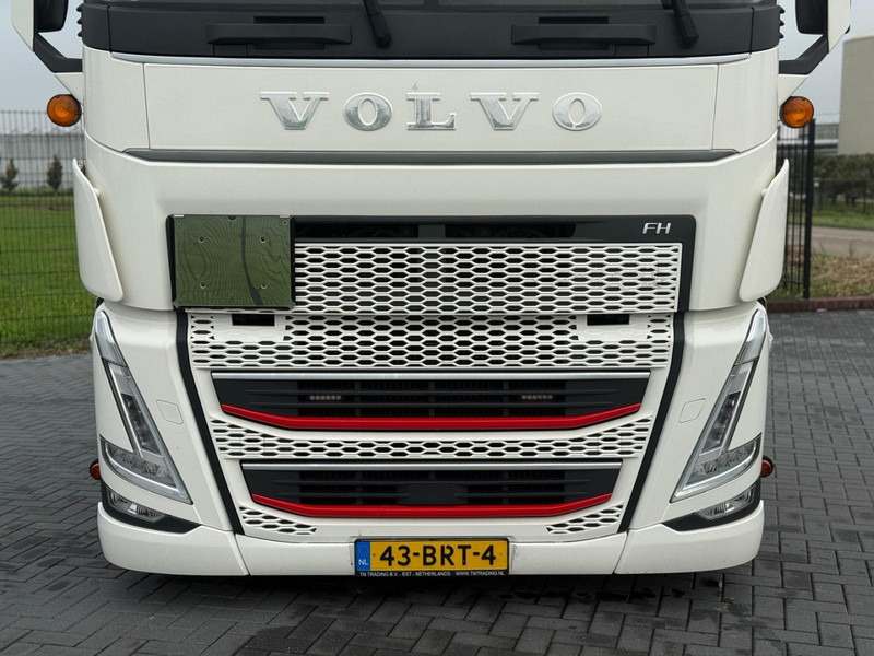 Volvo FH 13.460XL Turbocompound, leer, vollucht, 2 tanks, dubbel glas, vol spoiler. - شاحنة جرار: صور 5 Volvo FH 13.460XL Turbocompound, leer, vollucht, 2 tanks, dubbel glas, vol spoiler. - شاحنة جرار: صور 5