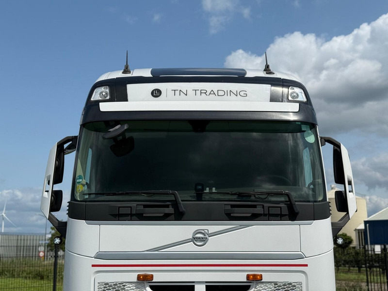 Volvo FH 13.540XL KB VIN, I-PARK COOL, STEEL/AIR, 2 TANKS, FULL SPOILER. - شاحنة جرار: صور 5 Volvo FH 13.540XL KB VIN, I-PARK COOL, STEEL/AIR, 2 TANKS, FULL SPOILER. - شاحنة جرار: صور 5