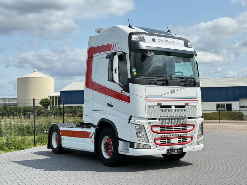 Volvo FH 13.540XL KB VIN, I-PARK COOL, STEEL/AIR, 2 TANKS, FULL SPOILER. - شاحنة جرار: صور 1 Volvo FH 13.540XL KB VIN, I-PARK COOL, STEEL/AIR, 2 TANKS, FULL SPOILER. - شاحنة جرار: صور 1