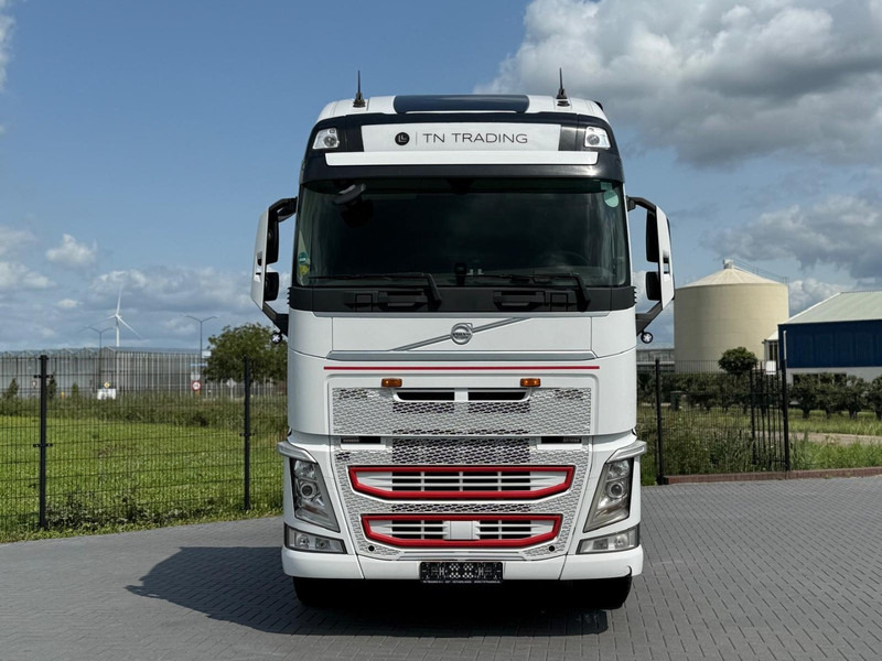 Volvo FH 13.540XL KB VIN, I-PARK COOL, STEEL/AIR, 2 TANKS, FULL SPOILER. - شاحنة جرار: صور 4 Volvo FH 13.540XL KB VIN, I-PARK COOL, STEEL/AIR, 2 TANKS, FULL SPOILER. - شاحنة جرار: صور 4