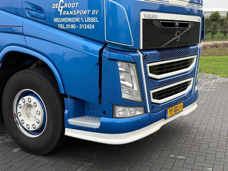 Volvo FH 540 CONTAINER TRANSPORT, KIEP SYSTEEM, LEATHER SEATS, TOP. - شاحنات الحاويات/ جسم علوي قابل للتغيير شاحنة: صور 4 Volvo FH 540 CONTAINER TRANSPORT, KIEP SYSTEEM, LEATHER SEATS, TOP. - شاحنات الحاويات/ جسم علوي قابل للتغيير شاحنة: صور 4