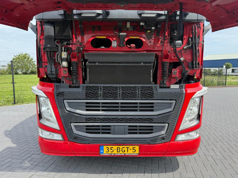 Volvo FH13.420 ADR, SMART TACHO 2, NL TRUCK, ALCOA, STEEL/AIR, PERFECT CONDITION, 2X TANK. - شاحنة جرار: صور 5 Volvo FH13.420 ADR, SMART TACHO 2, NL TRUCK, ALCOA, STEEL/AIR, PERFECT CONDITION, 2X TANK. - شاحنة جرار: صور 5