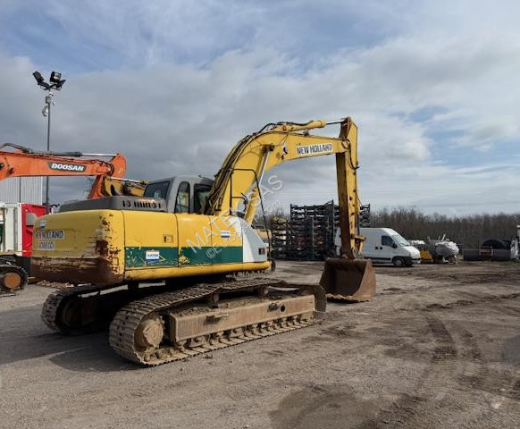 New Holland E 215 - حفارات زحافة: صور 3 New Holland E 215 - حفارات زحافة: صور 3