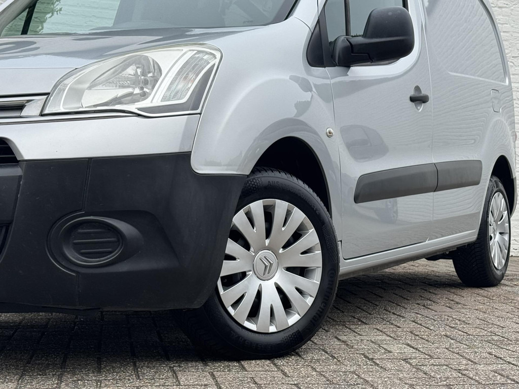 Citroën Berlingo-1.6 HDI 500 Nieuwe roetfilter + Apk NAP Airco Cruise Trekhaak All season banden - فان المدمجة: صور 5 Citroën Berlingo-1.6 HDI 500 Nieuwe roetfilter + Apk NAP Airco Cruise Trekhaak All season banden - فان المدمجة: صور 5