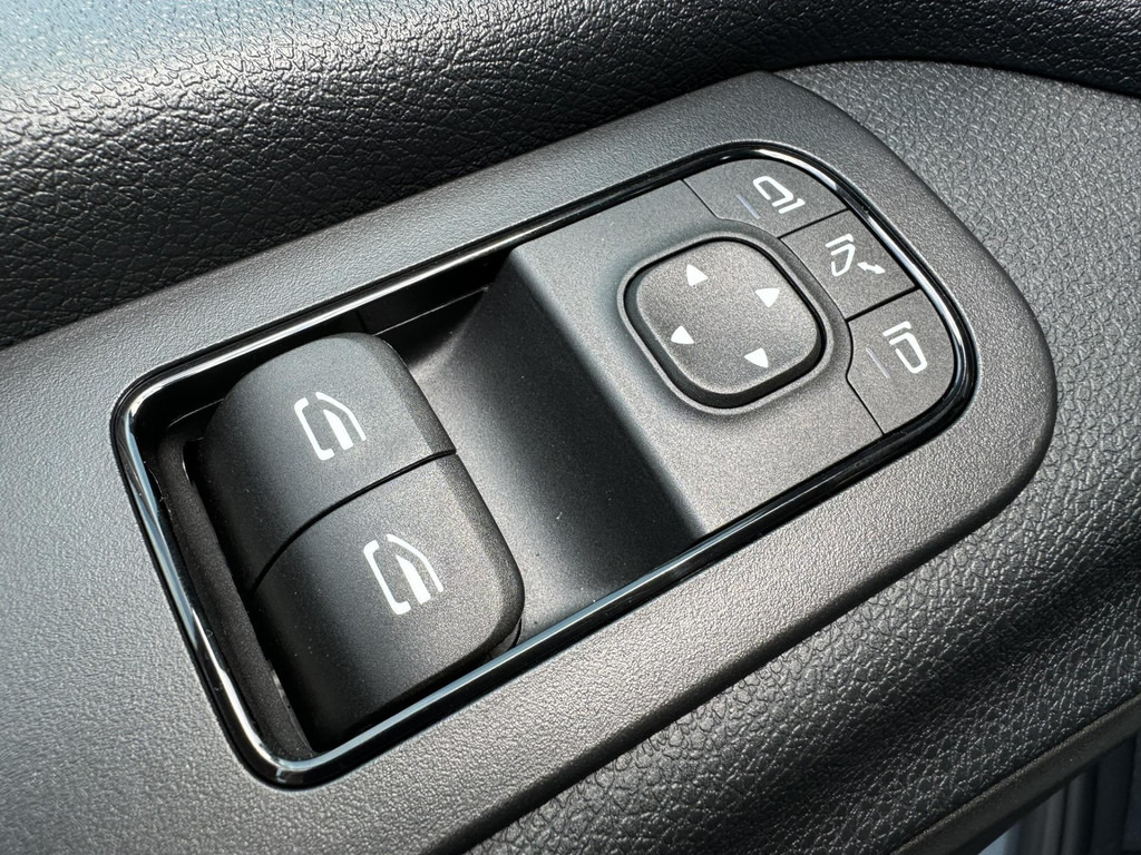 فان Mercedes-Benz Sprinter-317 L2 Trekhaak 3500kg Camera Navigatie Cruise Clima Pdc Keyless Leder+verwarming: صور 19 فان Mercedes-Benz Sprinter-317 L2 Trekhaak 3500kg Camera Navigatie Cruise Clima Pdc Keyless Leder+verwarming: صور 19