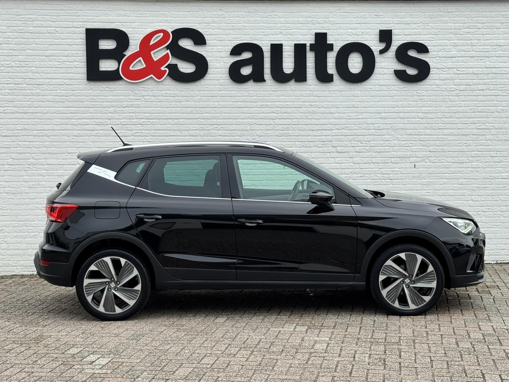 SEAT Arona-1.0 TSI FR Business Connect Adaptive Cruise Climate control Full LED Apple Carplay Parkeersensor achter - سيارة دفع رباعي: صور 5 SEAT Arona-1.0 TSI FR Business Connect Adaptive Cruise Climate control Full LED Apple Carplay Parkeersensor achter - سيارة دفع رباعي: صور 5