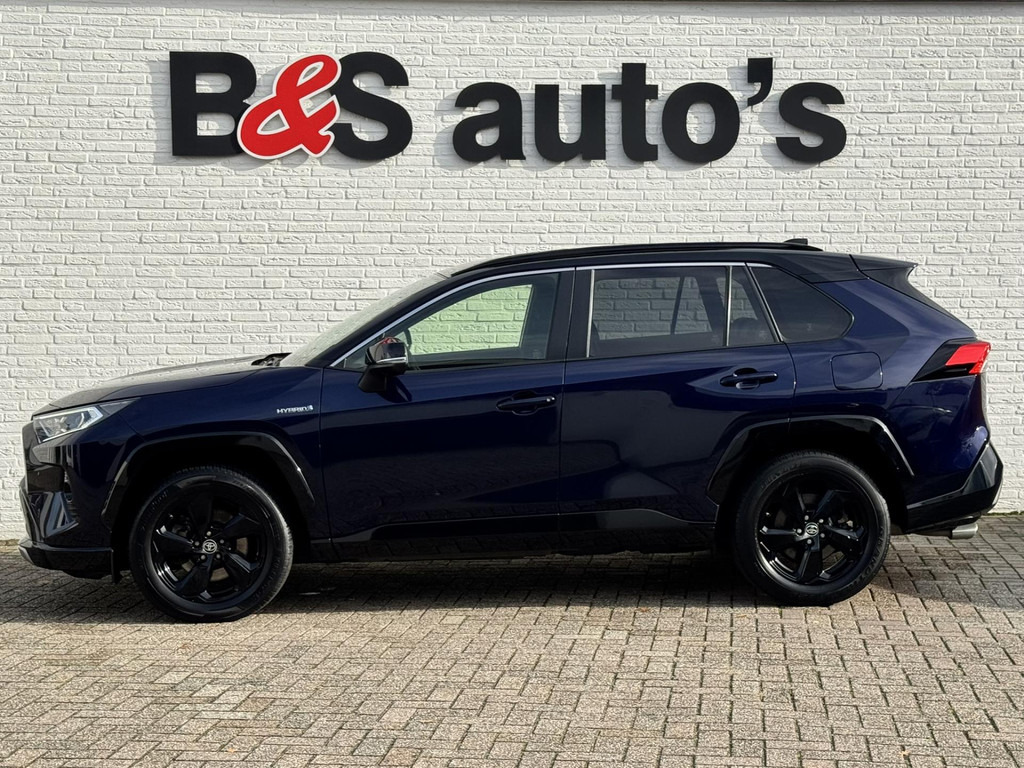Toyota RAV4-2.5 Hybrid AWD Bi-Tone Adaptive cruise Climate control LED Apple / Android Draadloos telefoonladen Achteruitrijcamera - سيارة دفع رباعي: صور 5 Toyota RAV4-2.5 Hybrid AWD Bi-Tone Adaptive cruise Climate control LED Apple / Android Draadloos telefoonladen Achteruitrijcamera - سيارة دفع رباعي: صور 5