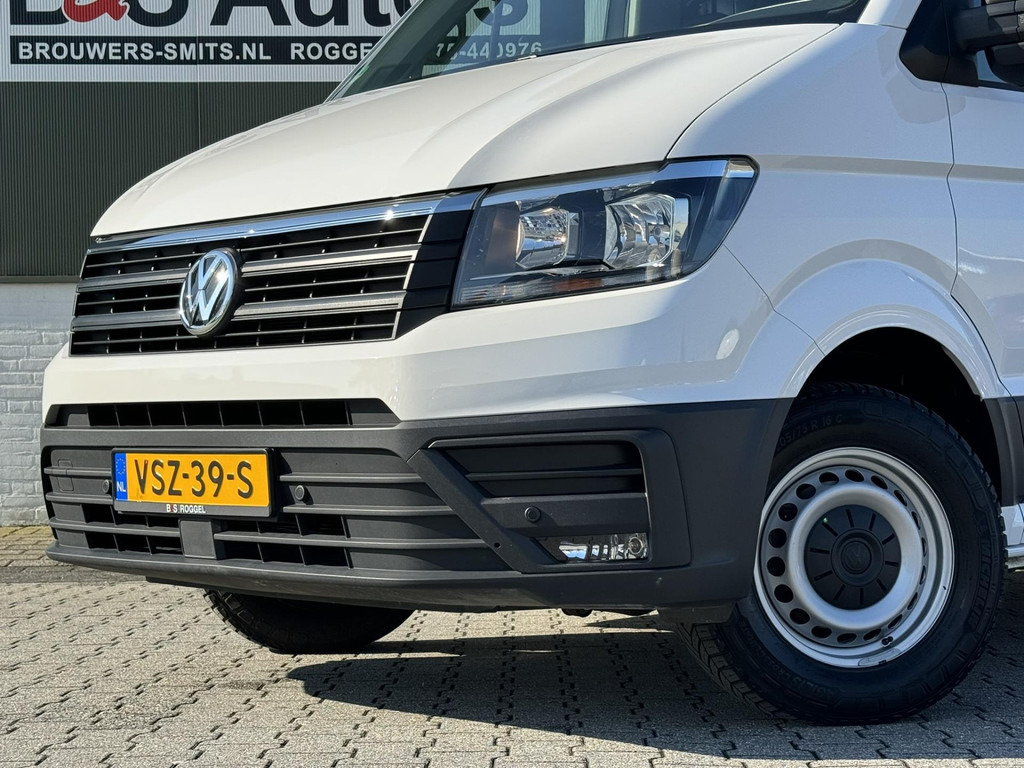 Volkswagen Crafter-30 2.0 TDI L3H3 Highline 4S banden Trekhaak Carplay Pdc v+a Cruise DAB - فان: صور 4 Volkswagen Crafter-30 2.0 TDI L3H3 Highline 4S banden Trekhaak Carplay Pdc v+a Cruise DAB - فان: صور 4
