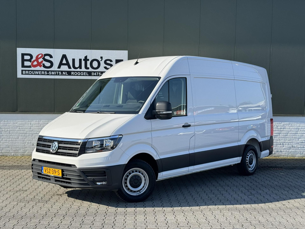 Volkswagen Crafter-30 2.0 TDI L3H3 Highline 4S banden Trekhaak Carplay Pdc v+a Cruise DAB - فان: صور 1 Volkswagen Crafter-30 2.0 TDI L3H3 Highline 4S banden Trekhaak Carplay Pdc v+a Cruise DAB - فان: صور 1