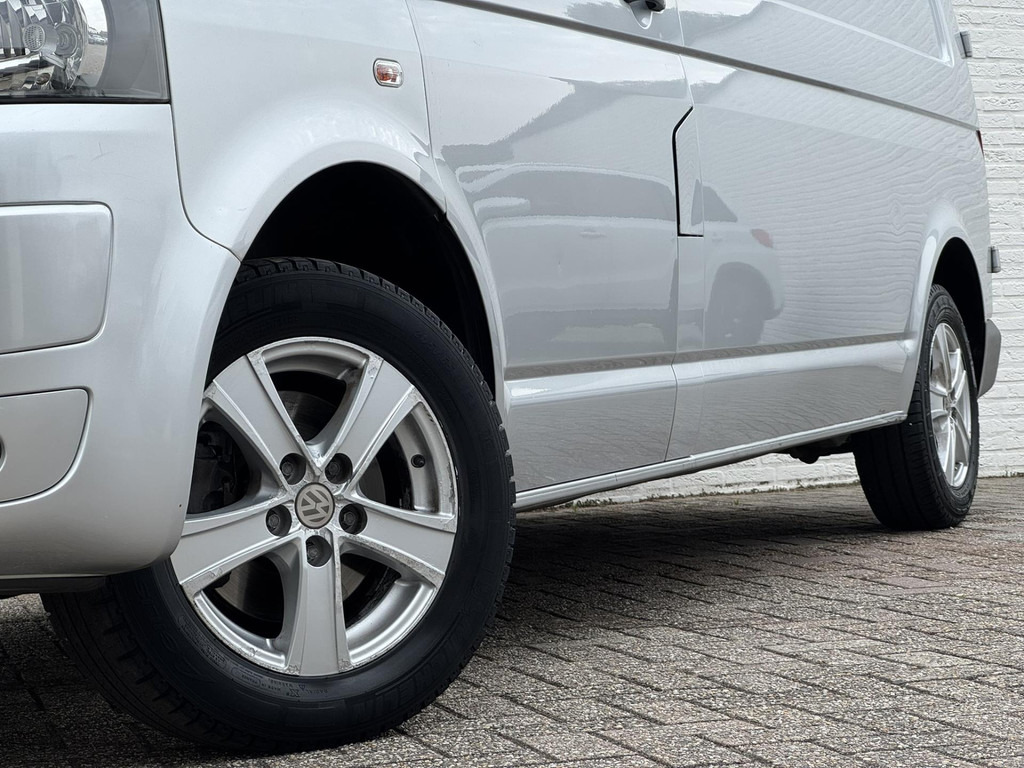 Volkswagen Transporter-2.0 TDI L2H3 Trekhaak Airco Navigatie Parrot Lat om Lat betimmering - فان: صور 4 Volkswagen Transporter-2.0 TDI L2H3 Trekhaak Airco Navigatie Parrot Lat om Lat betimmering - فان: صور 4