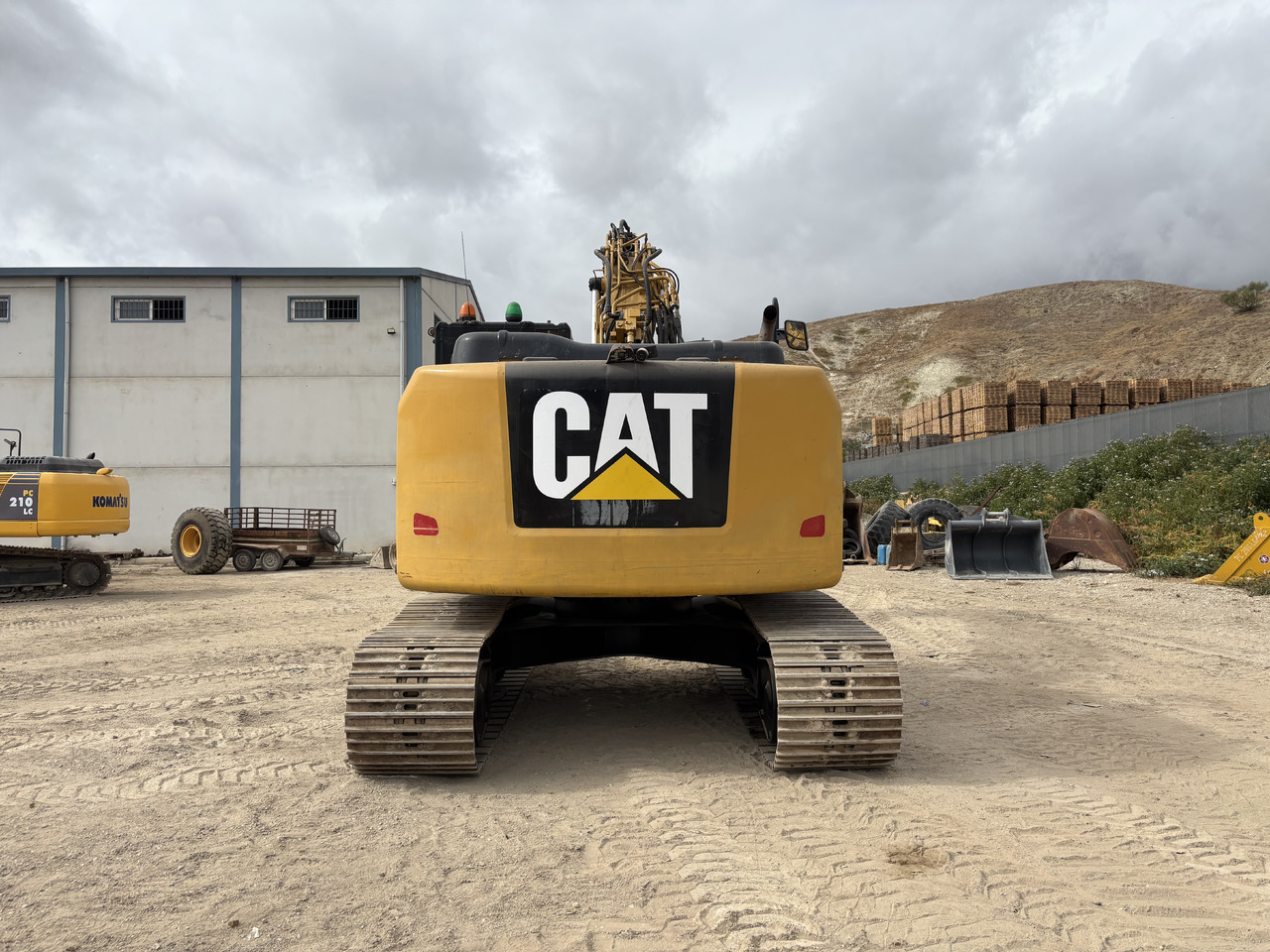 CATERPILLAR 320EL RR - حفارات زحافة: صور 4 CATERPILLAR 320EL RR - حفارات زحافة: صور 4