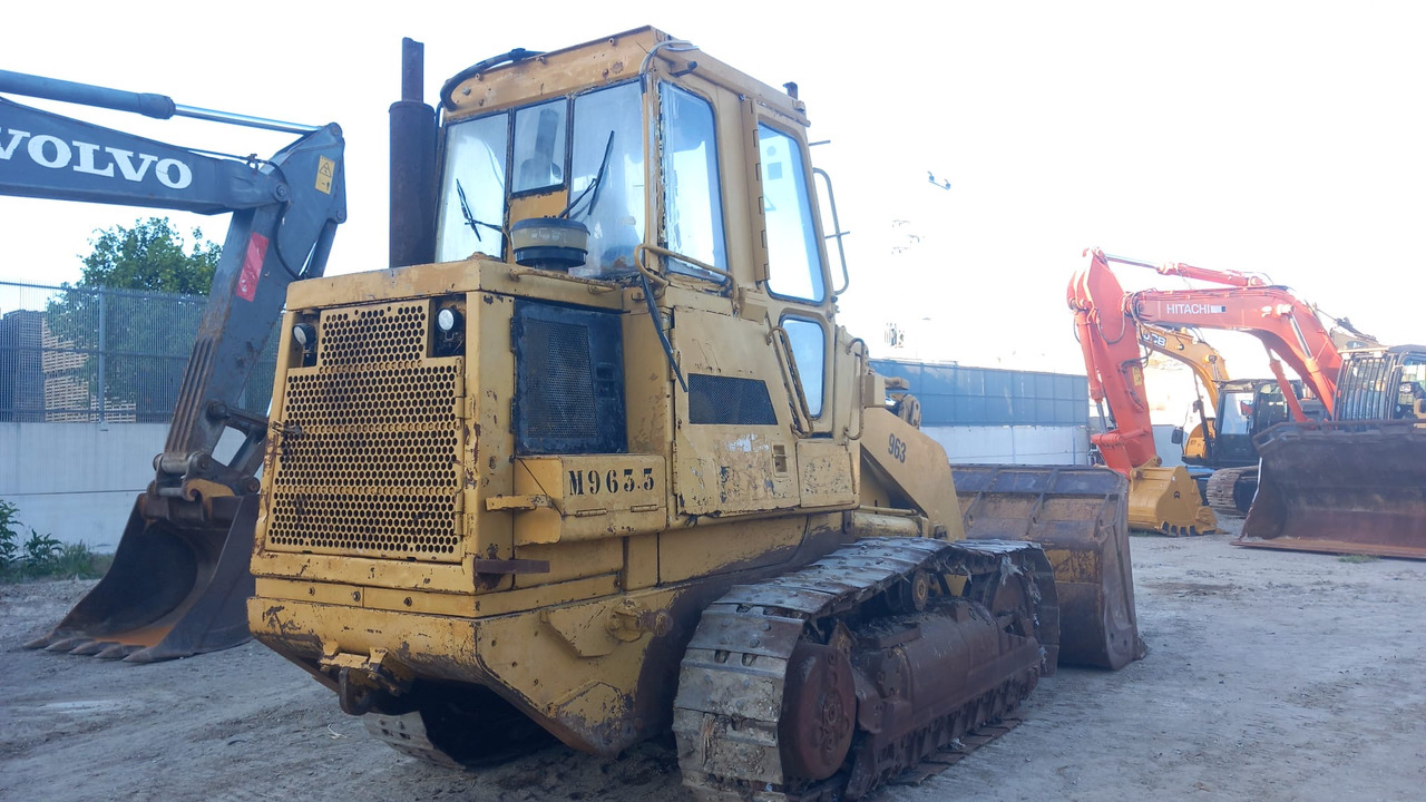 Caterpillar 963 - اللودر المجنزر: صور 3 Caterpillar 963 - اللودر المجنزر: صور 3