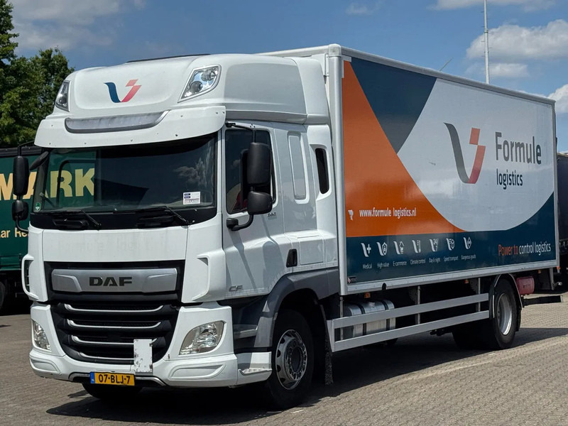 DAF CF 260 4x2 Gesloten Opbouw / Euro 6 / Laadklep / Apk! - بصندوق مغلق شاحنة: صور 1 DAF CF 260 4x2 Gesloten Opbouw / Euro 6 / Laadklep / Apk! - بصندوق مغلق شاحنة: صور 1