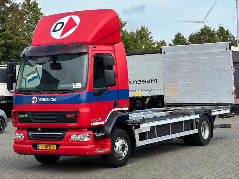 DAF Hytruck C16E 4x2 BDF/ Volledig Elektrisch / Laadklep / Apk 07-2026! - شاحنات الحاويات/ جسم علوي قابل للتغيير شاحنة, شاحنة كهربائية: صور 1 DAF Hytruck C16E 4x2 BDF/ Volledig Elektrisch / Laadklep / Apk 07-2026! - شاحنات الحاويات/ جسم علوي قابل للتغيير شاحنة, شاحنة كهربائية: صور 1