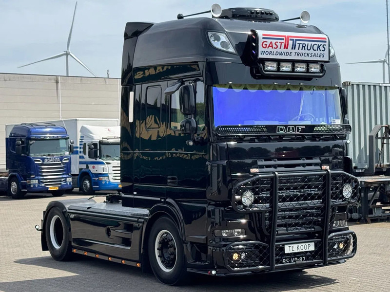 DAF XF 105.460 Super Space Cab Showtruck *TOP* - شاحنة جرار: صور 2 DAF XF 105.460 Super Space Cab Showtruck *TOP* - شاحنة جرار: صور 2