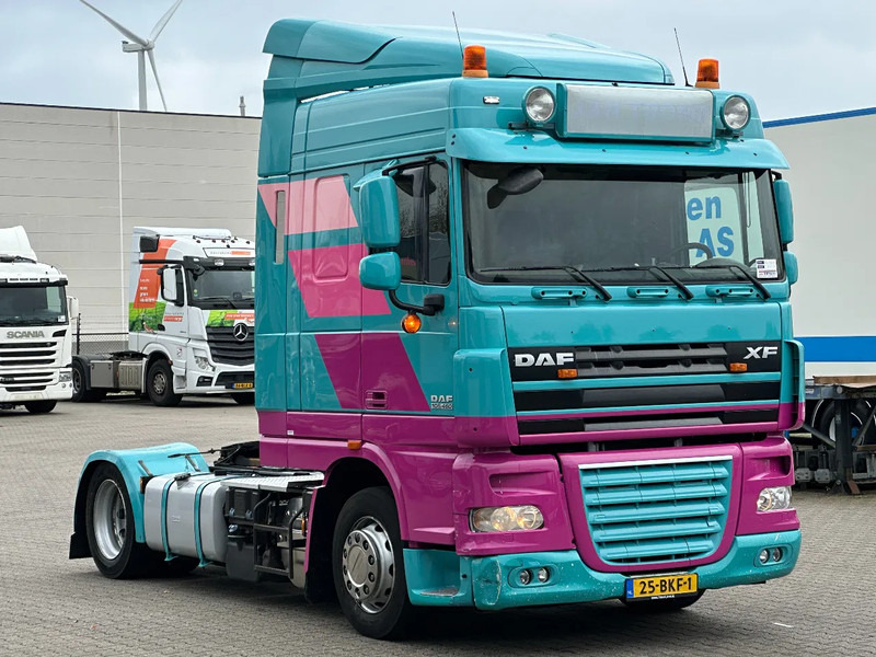 DAF XF 106.460 Mega - Hefschotel - Intarder - 2 Tank - Euro 5 - شاحنة جرار: صور 2 DAF XF 106.460 Mega - Hefschotel - Intarder - 2 Tank - Euro 5 - شاحنة جرار: صور 2