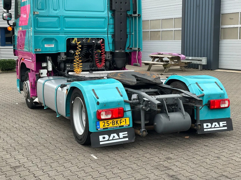 DAF XF 106.460 Mega - Hefschotel - Intarder - 2 Tank - Euro 5 - شاحنة جرار: صور 5 DAF XF 106.460 Mega - Hefschotel - Intarder - 2 Tank - Euro 5 - شاحنة جرار: صور 5