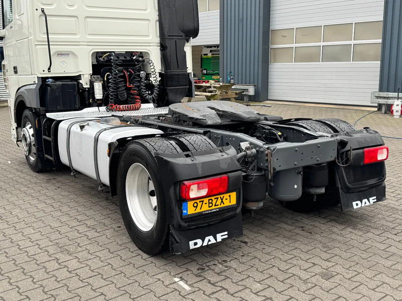 DAF XF 450 Space Cab Euro 6 - شاحنة جرار: صور 5 DAF XF 450 Space Cab Euro 6 - شاحنة جرار: صور 5