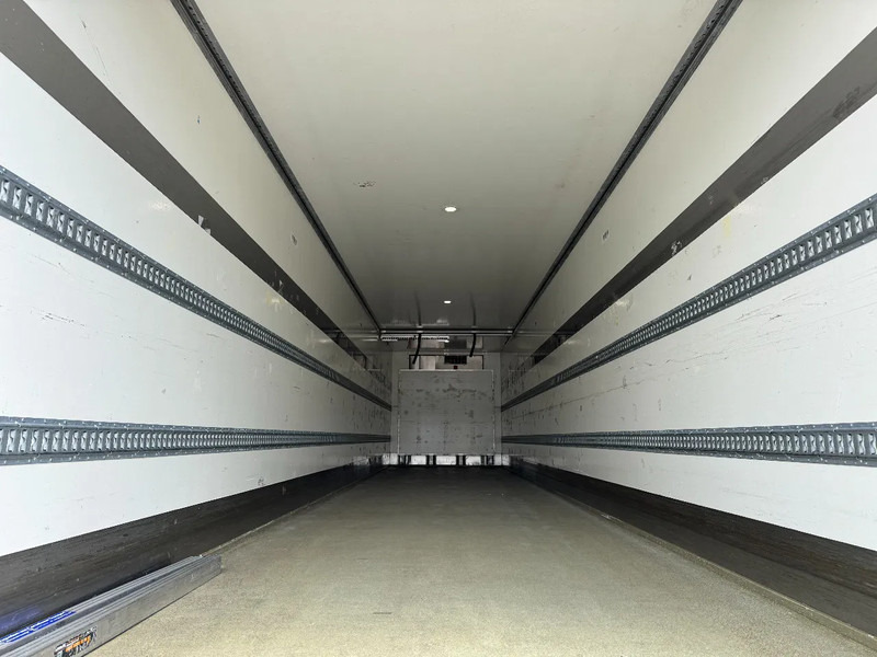 HEIWO Thermo King SLXe 300 / OV-Laadklep / Stuur-as / APK 04-2026 - مبردة نصف مقطورة: صور 5 HEIWO Thermo King SLXe 300 / OV-Laadklep / Stuur-as / APK 04-2026 - مبردة نصف مقطورة: صور 5