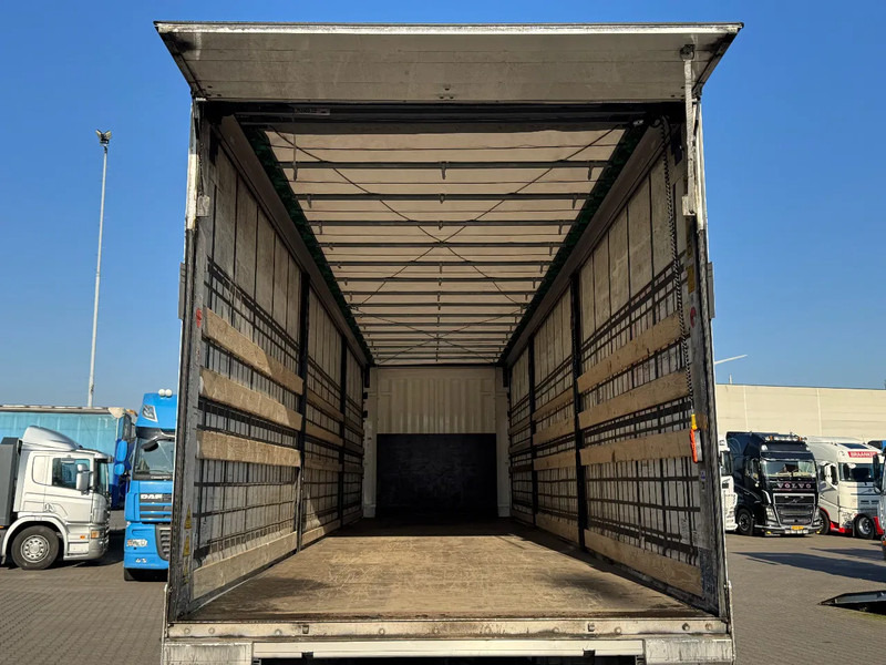 Krone City trailer met schuifzeilen / 2500 Laadklep / Stuur-as / APK - الخيمة نصف مقطورة: صور 3 Krone City trailer met schuifzeilen / 2500 Laadklep / Stuur-as / APK - الخيمة نصف مقطورة: صور 3