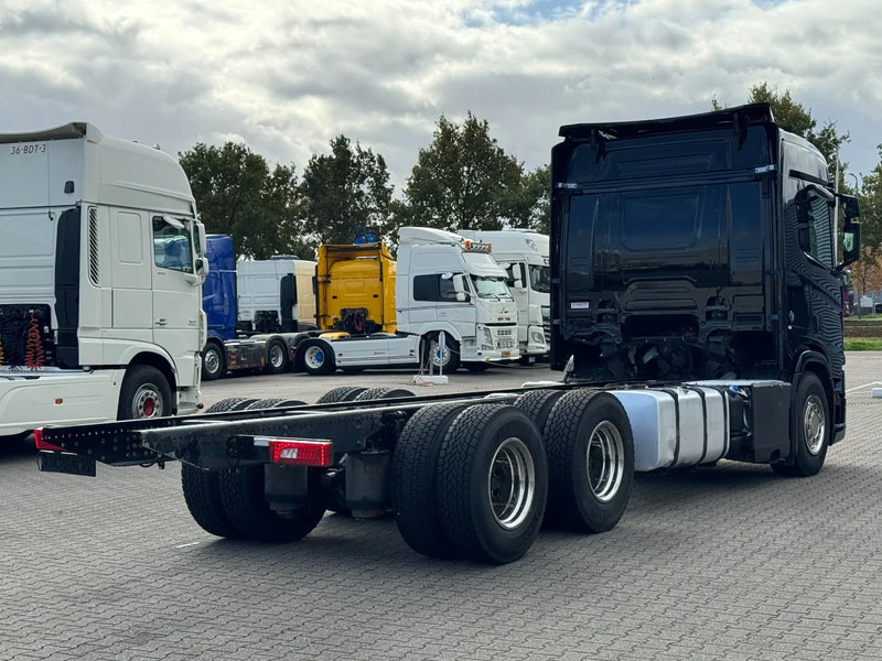 Scania R650 V8 6x4 Chassis Retarder WB 4.50 Only 465tkm! - الشاسيه شاحنة: صور 4 Scania R650 V8 6x4 Chassis Retarder WB 4.50 Only 465tkm! - الشاسيه شاحنة: صور 4