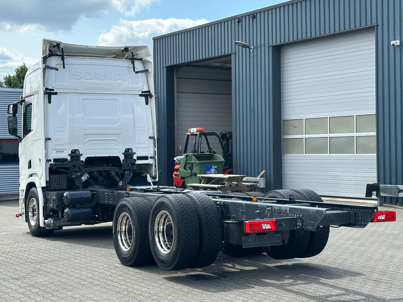 Scania R660 V8 6x4 Chassis with Lift-Axle / Retarder / 445 Tkm / Wb 4.75 / Full Air! - الشاسيه شاحنة: صور 5 Scania R660 V8 6x4 Chassis with Lift-Axle / Retarder / 445 Tkm / Wb 4.75 / Full Air! - الشاسيه شاحنة: صور 5
